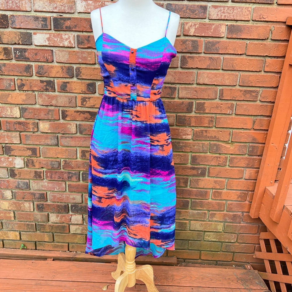 Dress - Picture 7 of 9